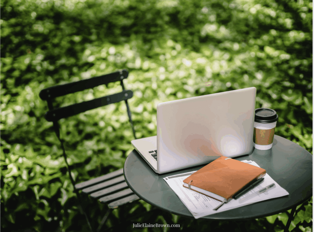 • Story-Driven Startup: Build a Brand That Connects